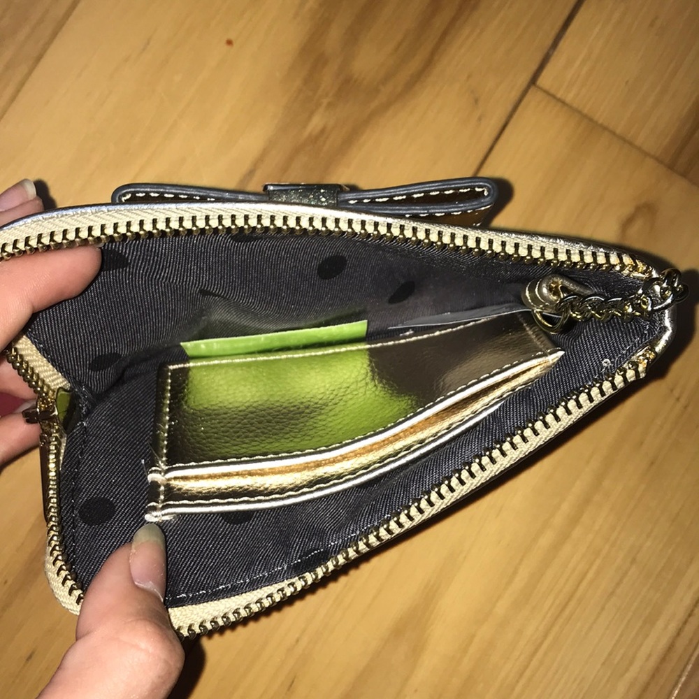 wristlet - Picture 3 of 3